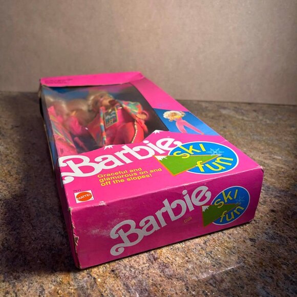 Mattel 1991 “Ski Fun” Barbie Doll *NEW* - Picture 6 of 9